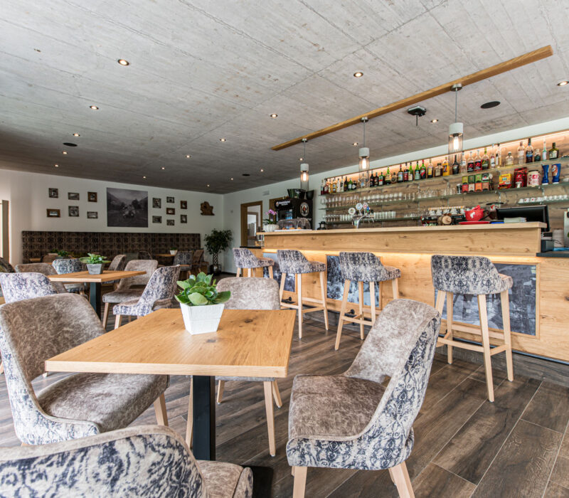 Pircher-s-Tischlerei-Bar-Geschaeft-03
